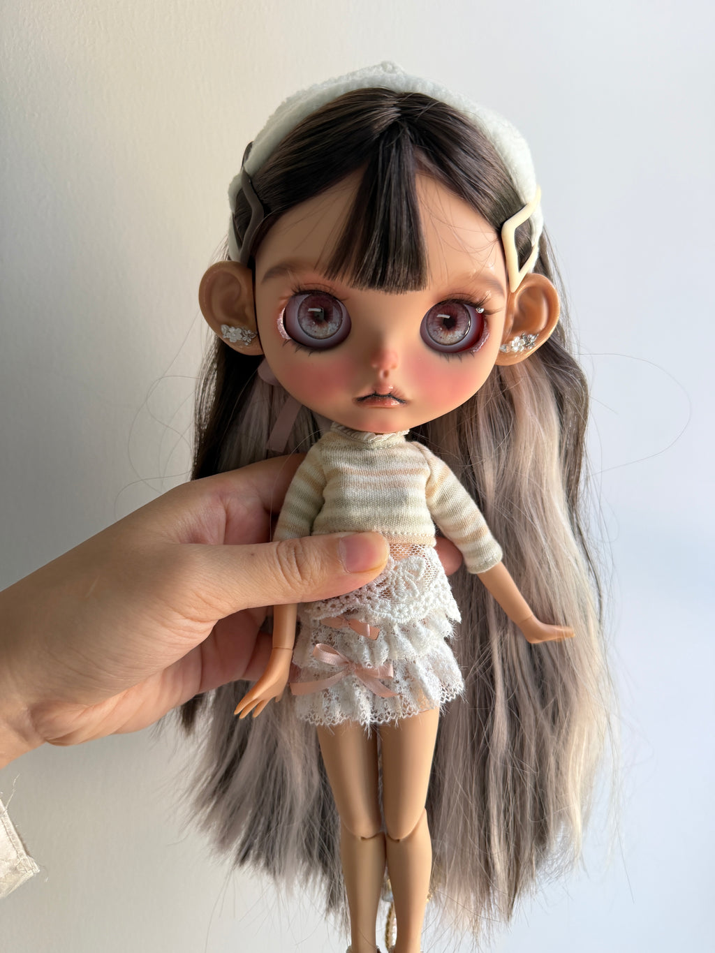 Berry | Custom Blythe-Style Doll, Two-Tone Hair, OOAK Factory Base