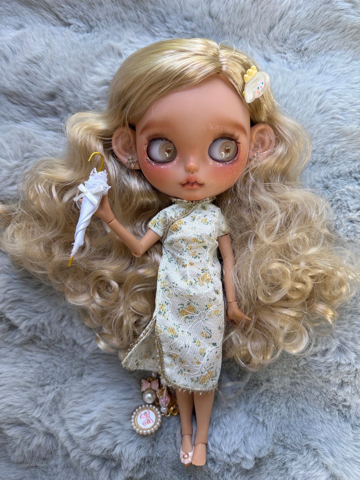 Pippa | Custom Blythe-Style Doll, Blonde Curls, OOAK Factory Base
