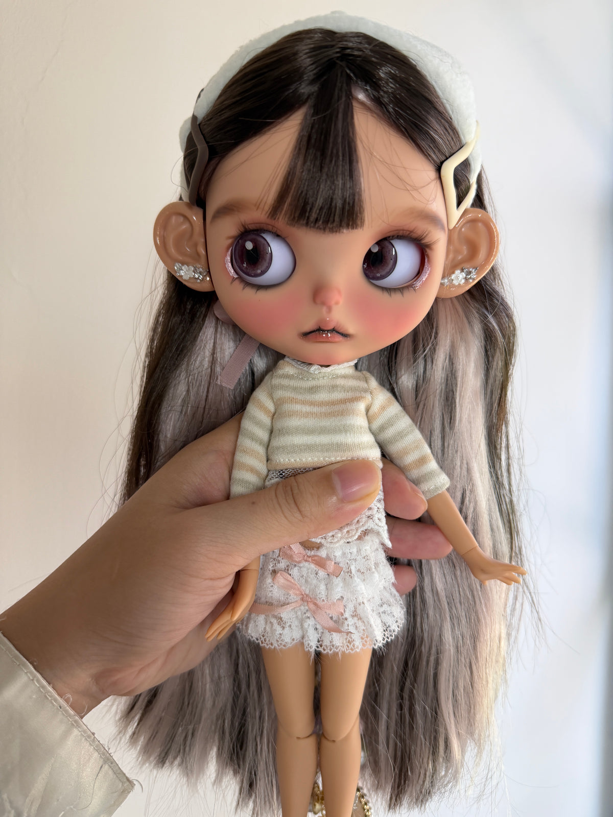 Berry | Custom Blythe-Style Doll, Two-Tone Hair, OOAK Factory Base