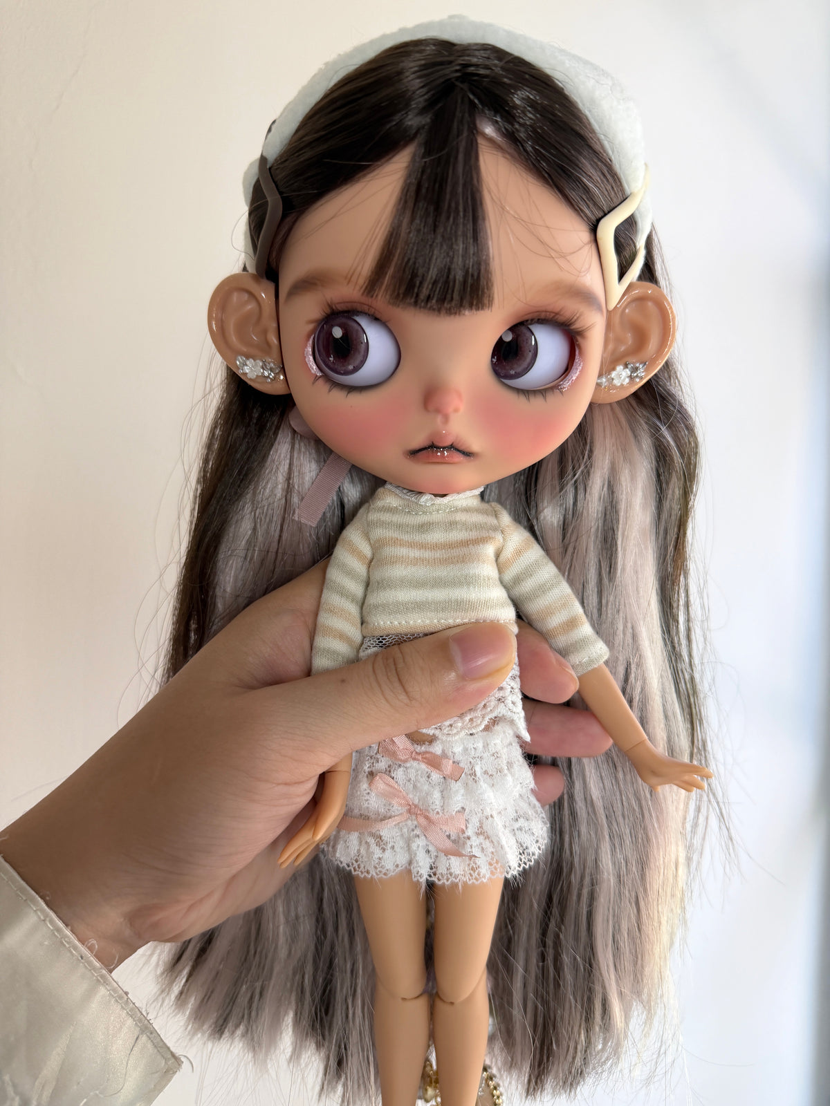 Berry | Custom Blythe-Style Doll, Two-Tone Hair, OOAK Factory Base
