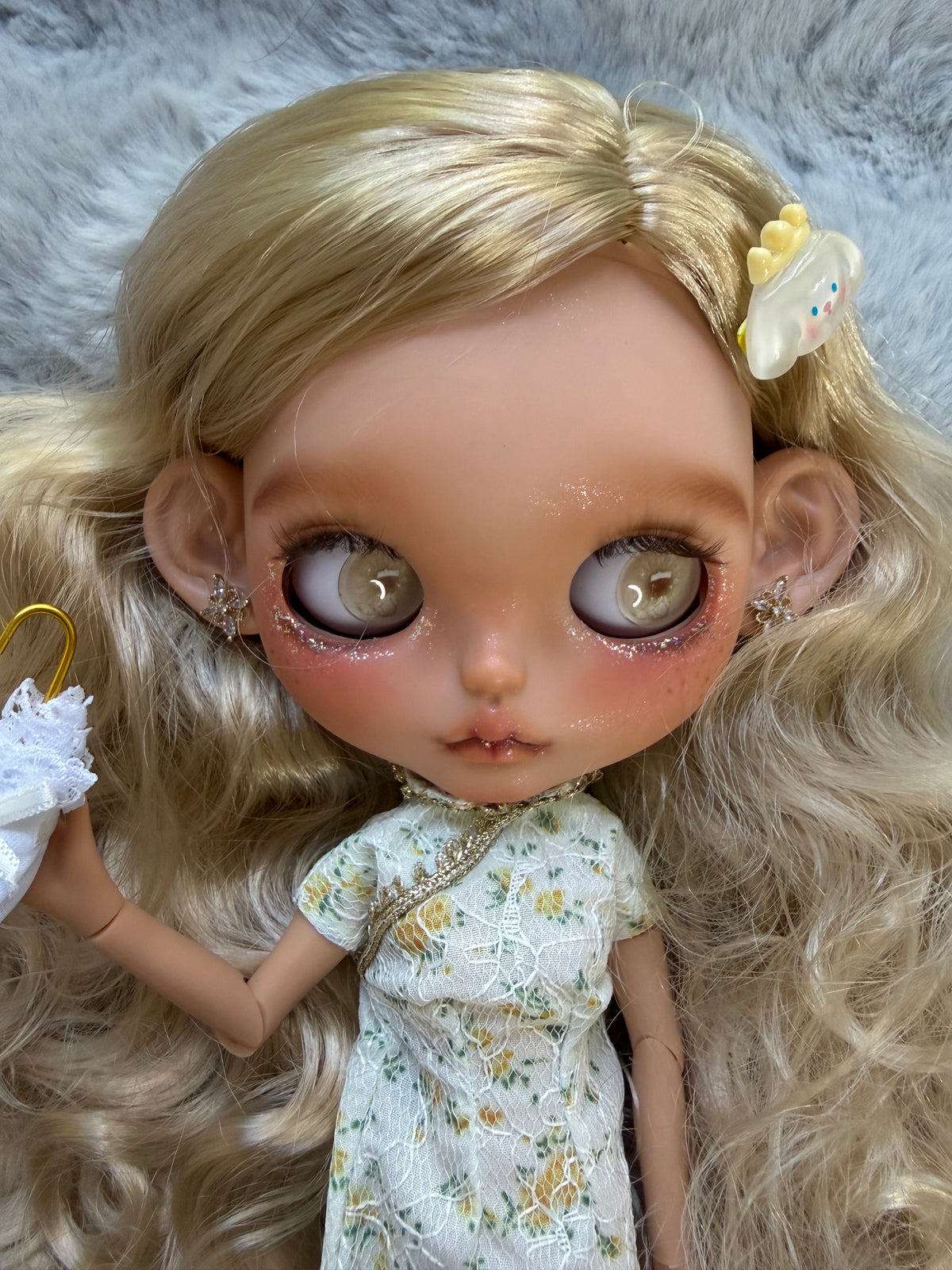 Pippa | Custom Blythe-Style Doll, Blonde Curls, OOAK Factory Base