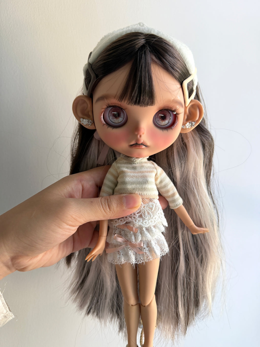 Berry | Custom Blythe-Style Doll, Two-Tone Hair, OOAK Factory Base