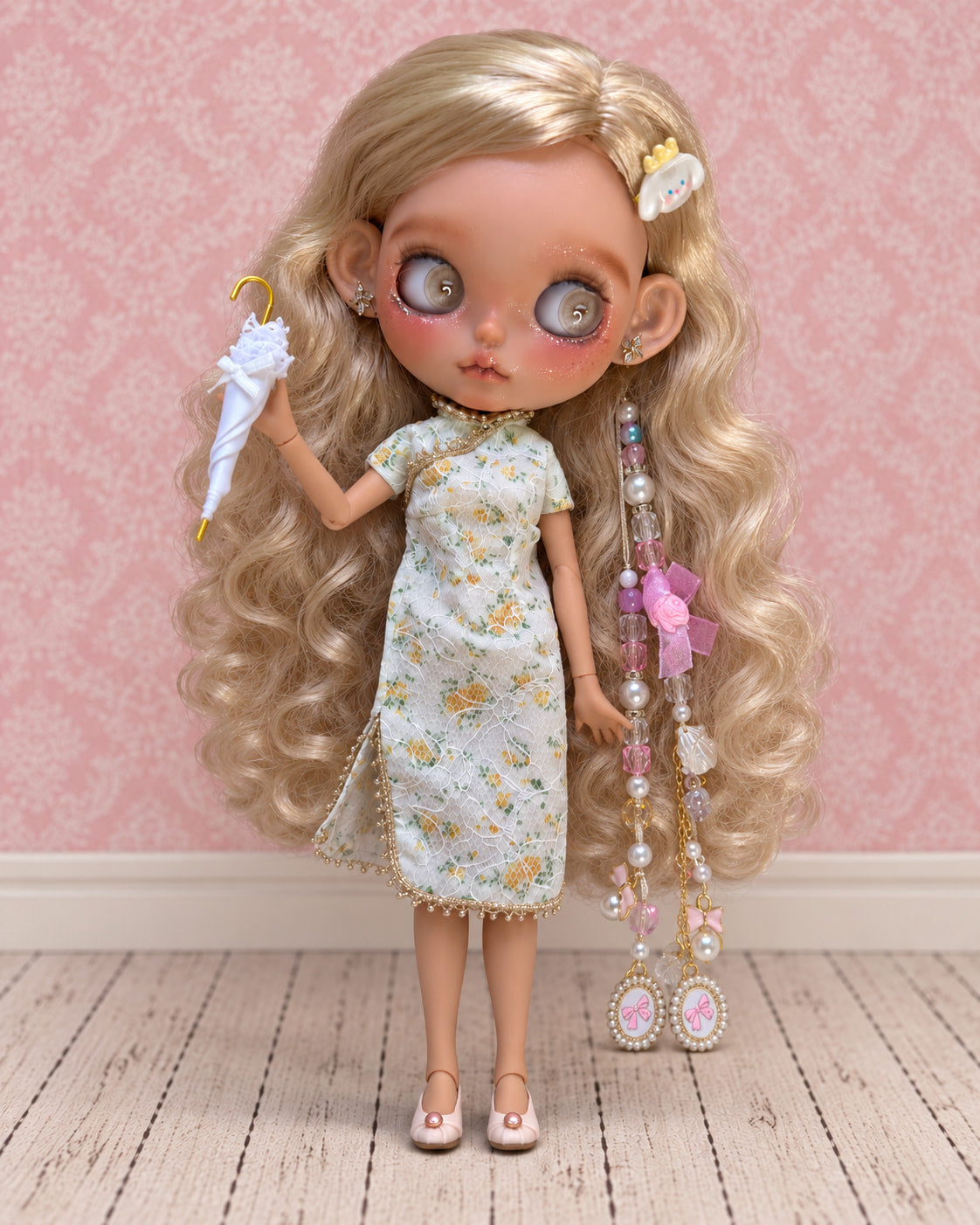 Pippa — AI-edited full-body studio presentation based on actual doll photographs. Pink scenery is not included; see real photographs and video for actual item details and condition.